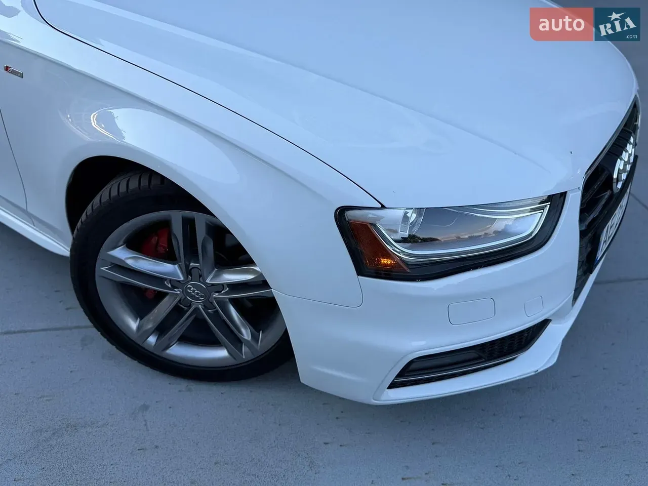 Audi A4 2014 photo 4