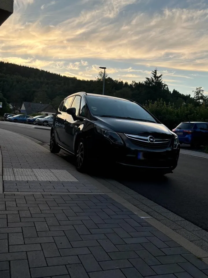 Opel Zafira C