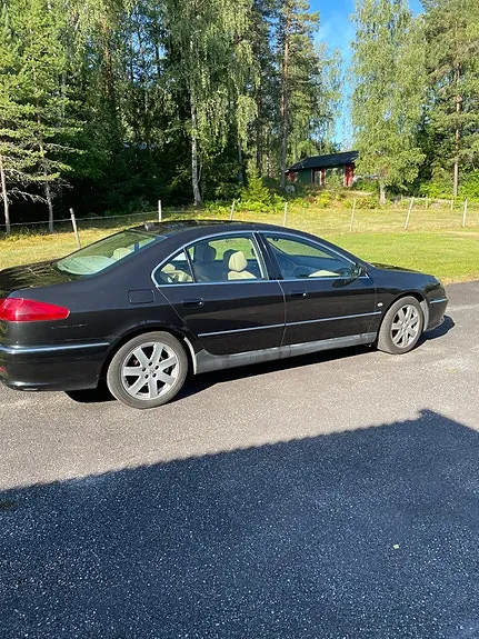 Peugeot 607 2005 photo 2