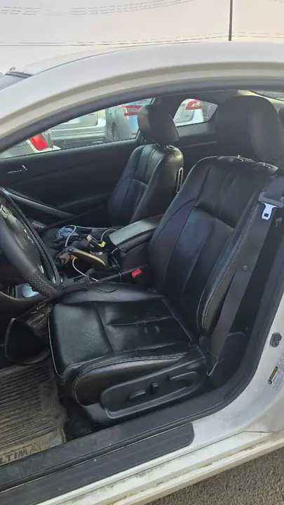 Nissan Altima 2011 photo 3