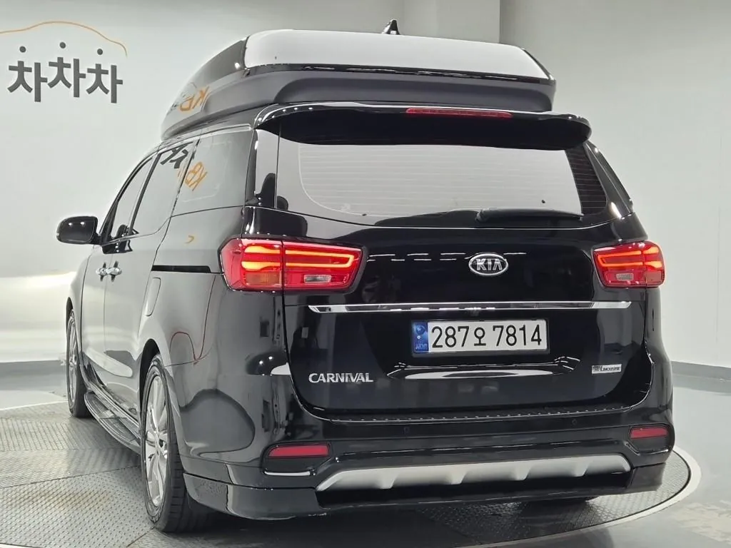 Kia Carnival 2019 photo 2