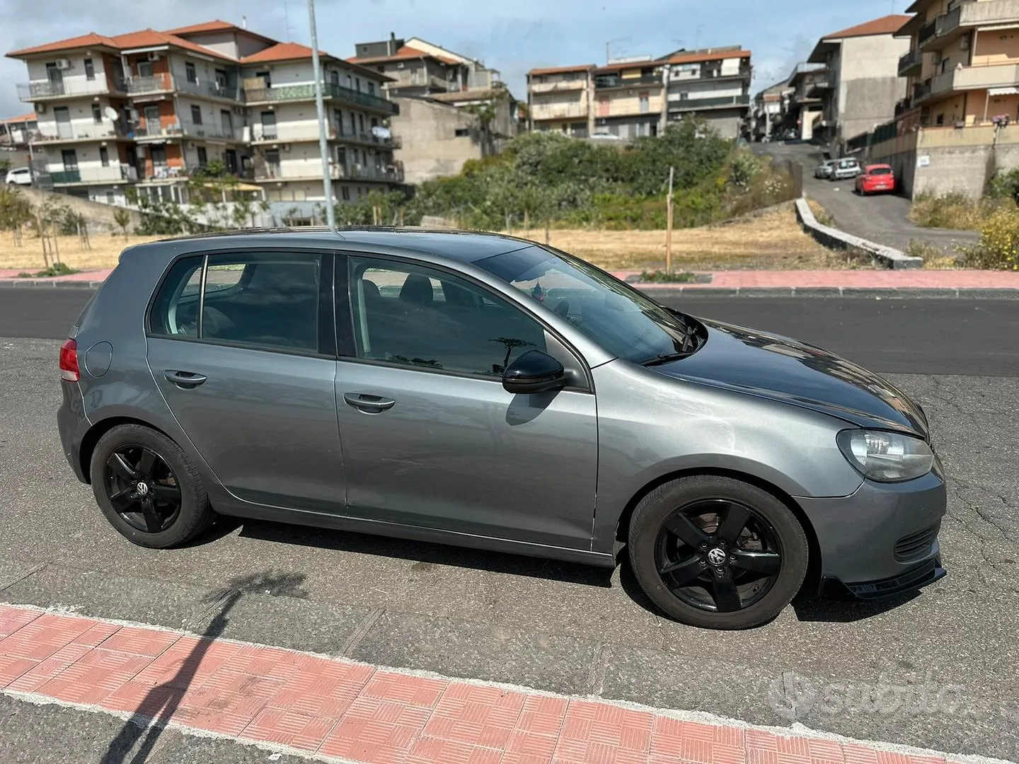 Volkswagen Golf 2010 photo 3