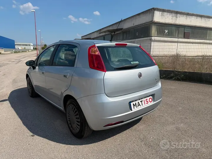 Fiat Grande Punto 2008 photo 5