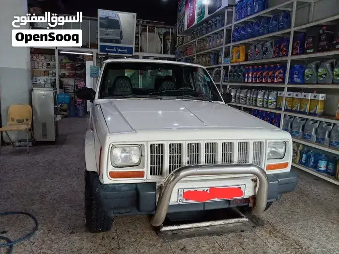 Jeep Cherokee 2000 photo 4