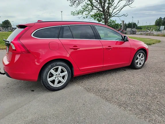 Volvo V60 2011 photo 4