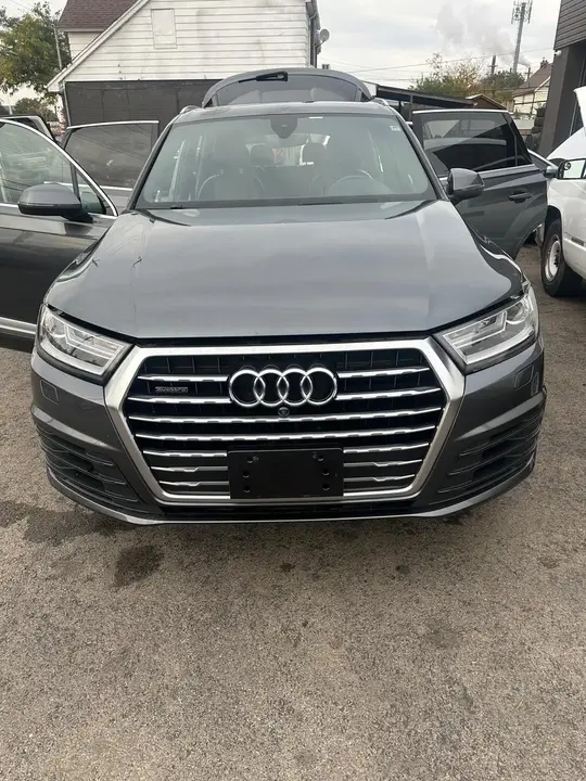 Audi Q7 2017 photo 3