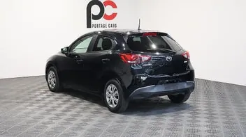 Mazda Demio 2014 photo 5