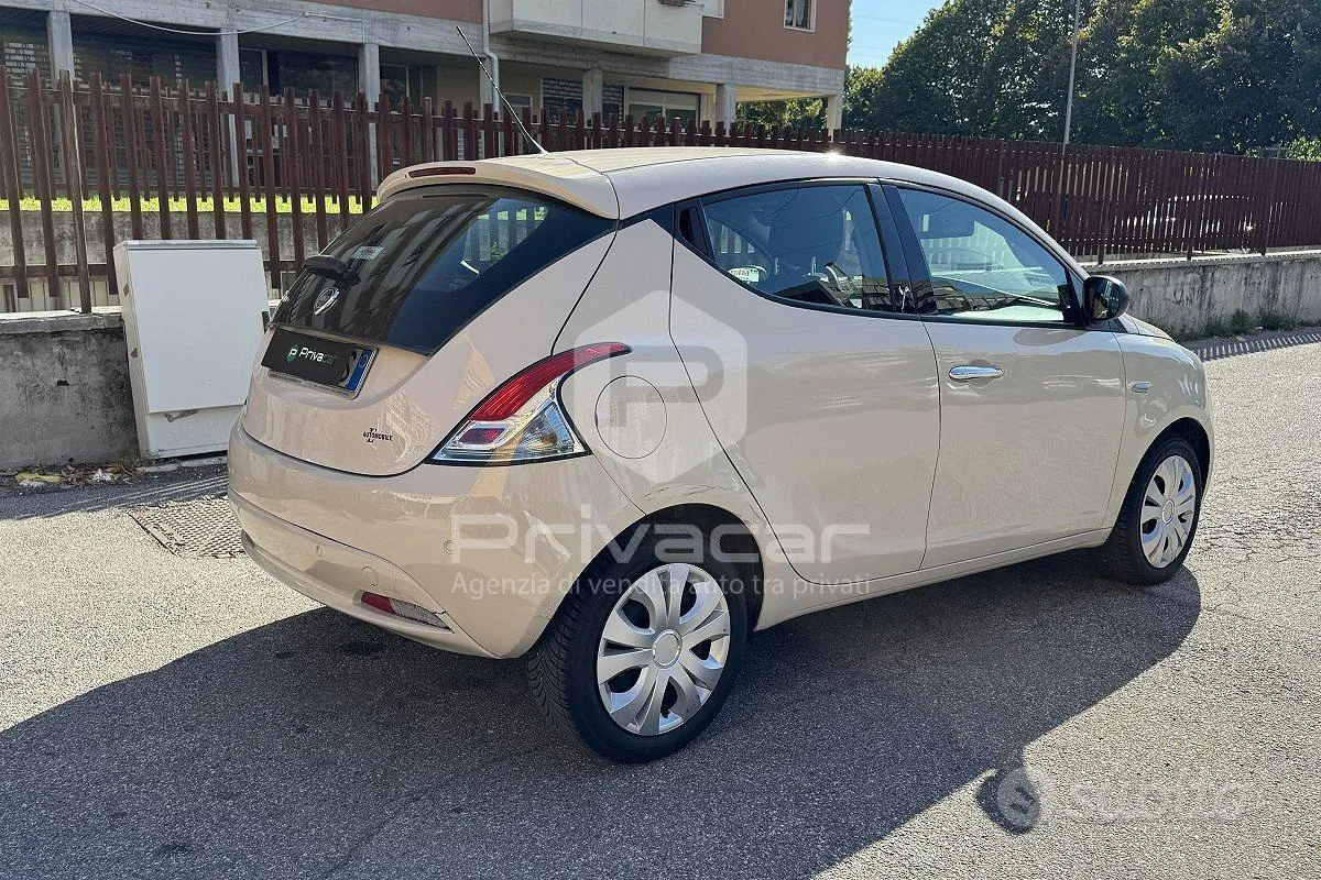 Lancia Ypsilon 2017 photo 5