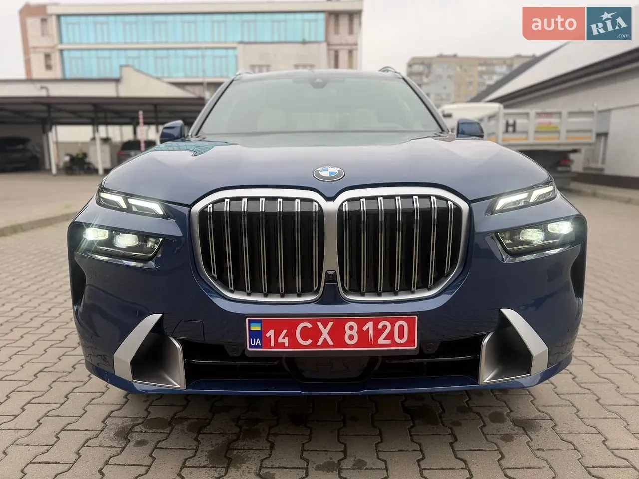 BMW X7 2021 photo 2
