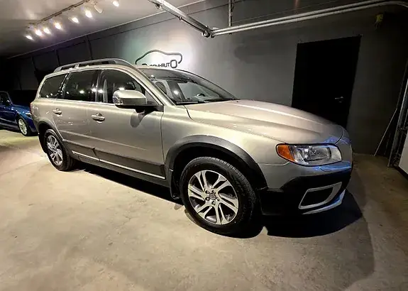 Volvo Xc70 2012 photo 2