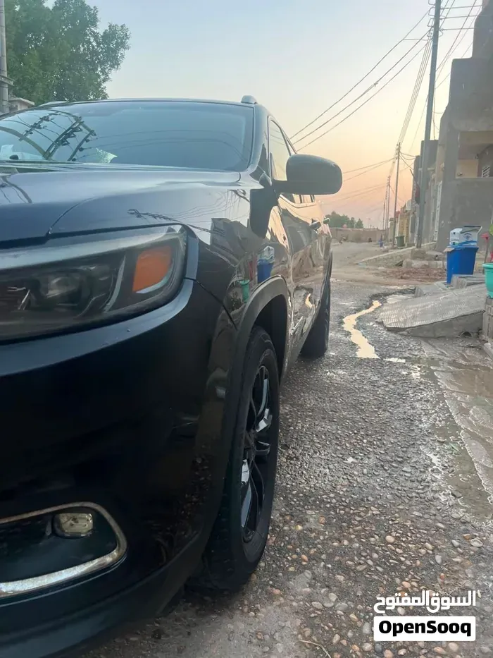Jeep Cherokee 2020 photo 2