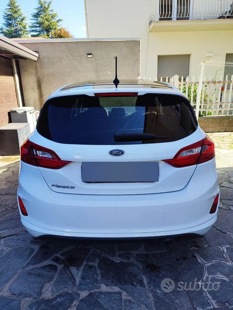 Ford Fiesta 2018 photo 3