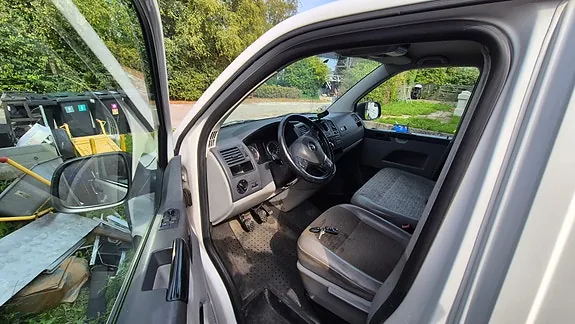 Volkswagen Transporter 2013 photo 3
