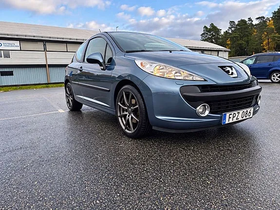 Peugeot 207 2007 photo 2