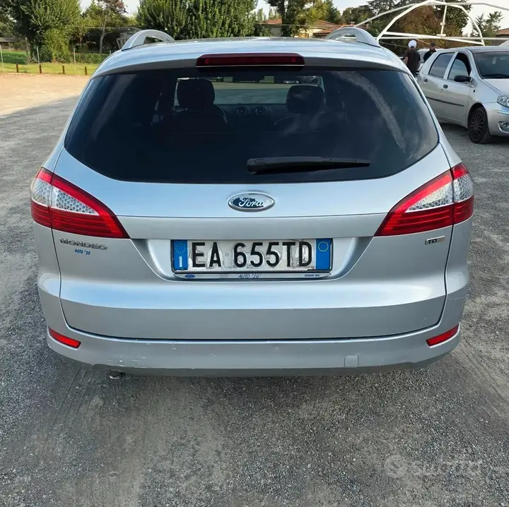 Ford Mondeo 2010 photo 4
