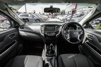 Mitsubishi Triton 2019 photo 3