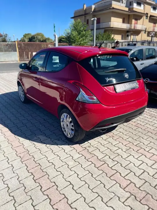 Lancia Ypsilon 2015 photo 5