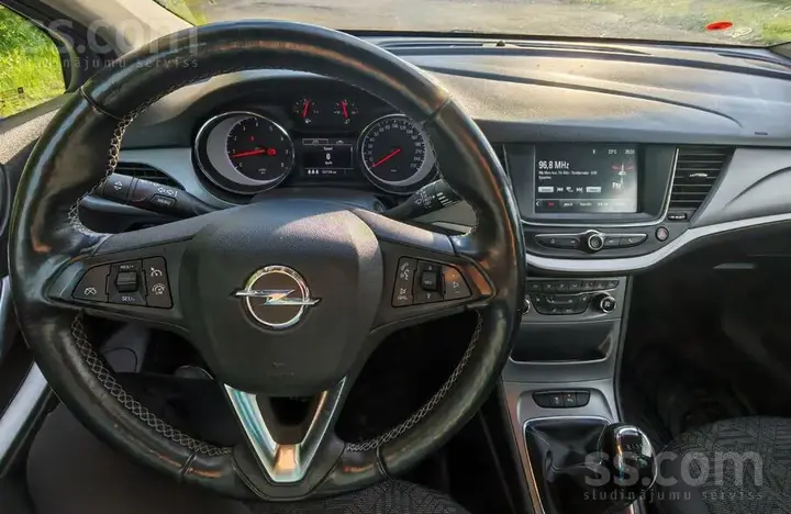 Opel Astra 2018 photo 5