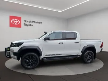 Toyota Hilux 2024 photo 5