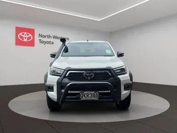 Toyota Hilux 2024 photo 3
