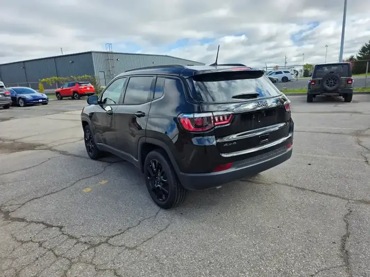 Jeep Compass 2026 photo 3