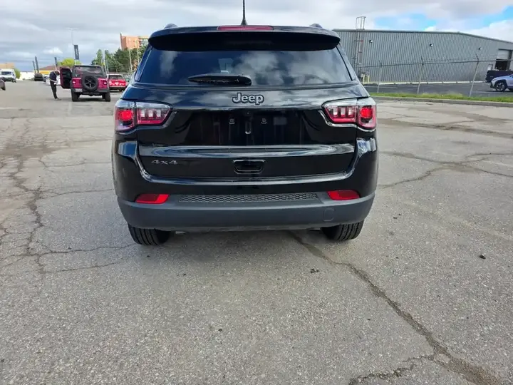 Jeep Compass 2026 photo 2