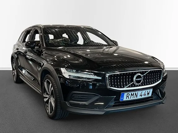 Volvo V60 Cross Country 2019 photo 3