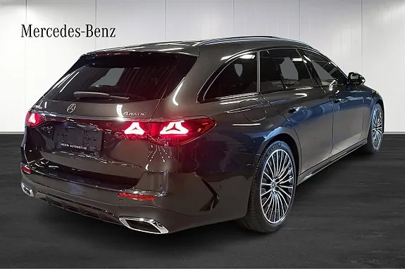Mercedes-Benz E300 De 2026 photo 4