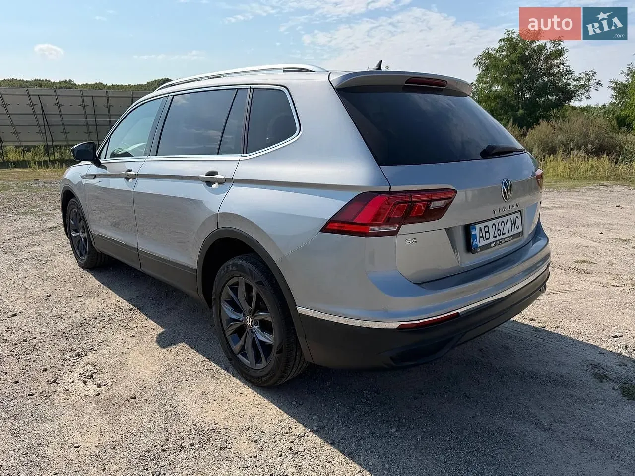 Volkswagen Tiguan 2021 photo 2