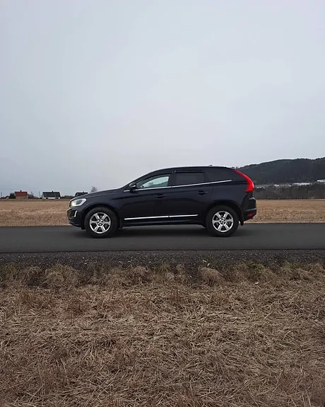 Volvo Xc60 2017 photo 4