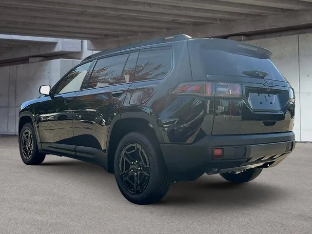Jeep Cherokee 2026 photo 4