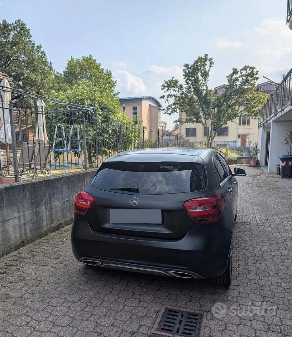 Mercedes-Benz A-Class 2017 photo 2