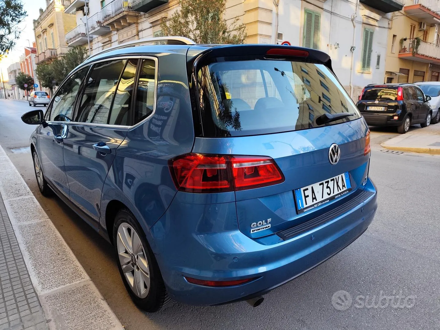 Volkswagen Golf Sportsvan 2015 photo 4