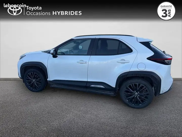 Toyota Yaris Cross 2022 photo 3