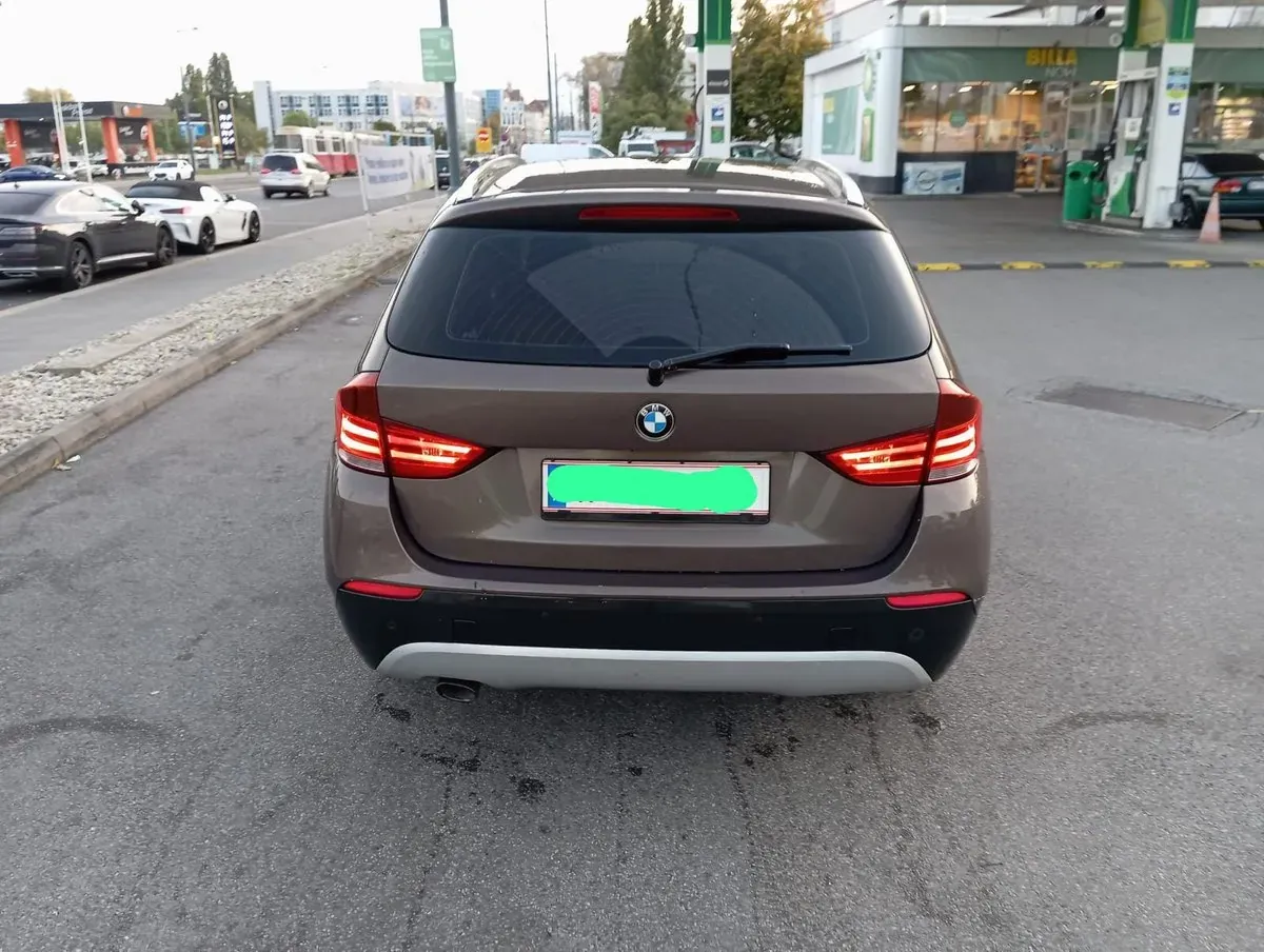BMW X1 2010 photo 2