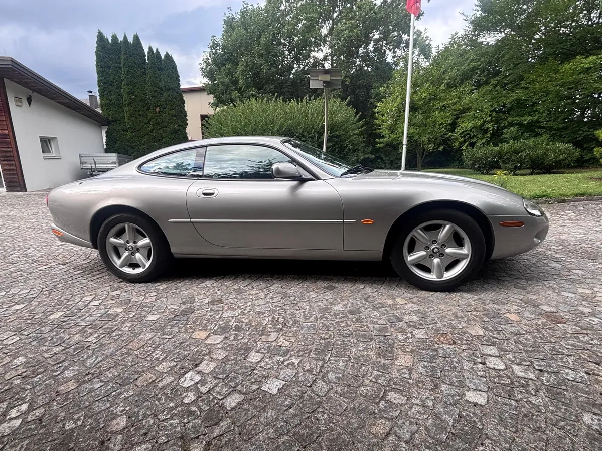 Jaguar Xk8