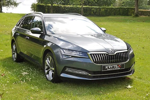 Skoda Superb 2021 photo 3