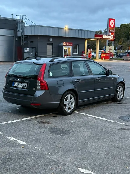 Volvo V50 2010 photo 5