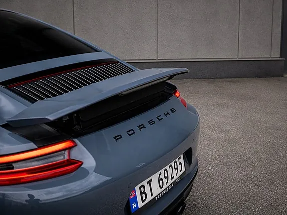 Porsche 911 2017 photo 5