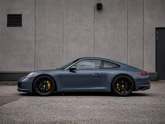 Porsche 911 2017 photo 2