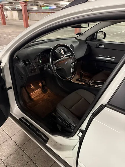 Volvo V50 2010 photo 5