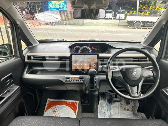Suzuki Wagon R 2024 photo 5