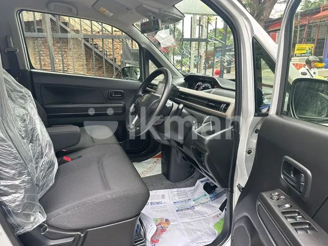 Suzuki Wagon R 2024 photo 4