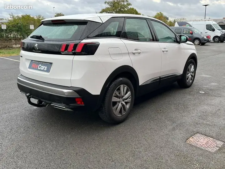 Peugeot 3008 2018 photo 4