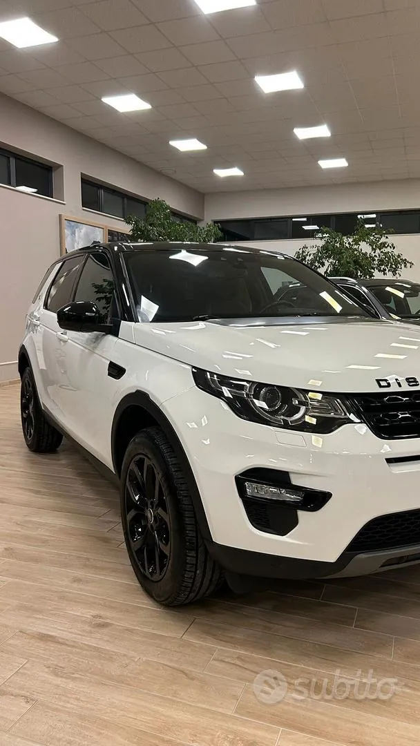Land Rover Discovery Sport 2019 photo 3