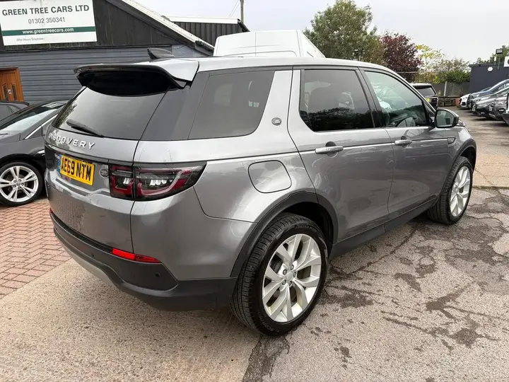 Land Rover Discovery Sport 2019 photo 4