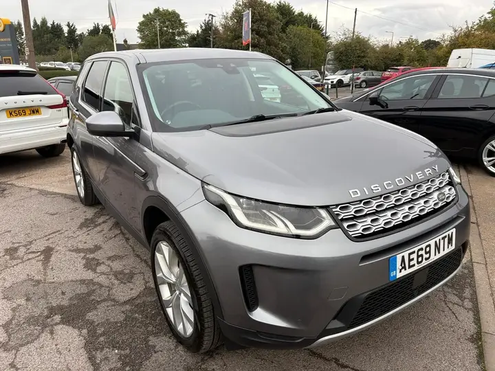 Land Rover Discovery Sport 2019 photo 2
