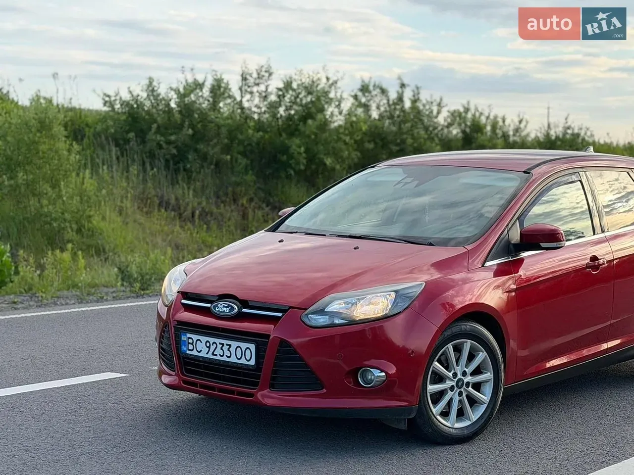 Ford Focus 2011 photo 3