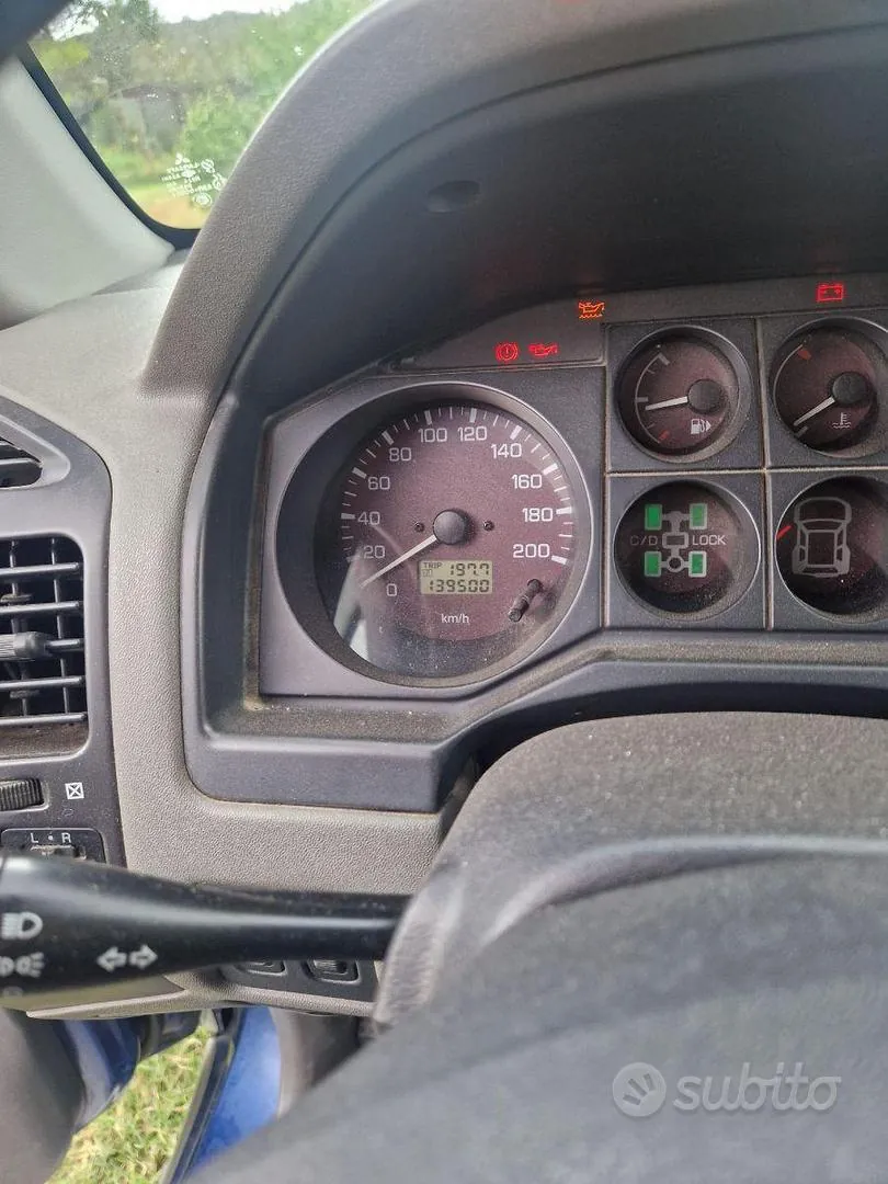 Mitsubishi Pajero 2001 photo 4