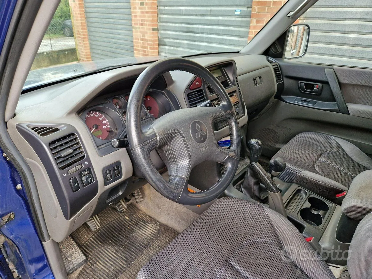 Mitsubishi Pajero 2001 photo 3